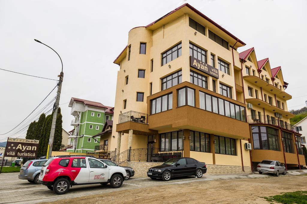 Hotel-Restaurant Ayan Piatra Neamţ Exterior foto